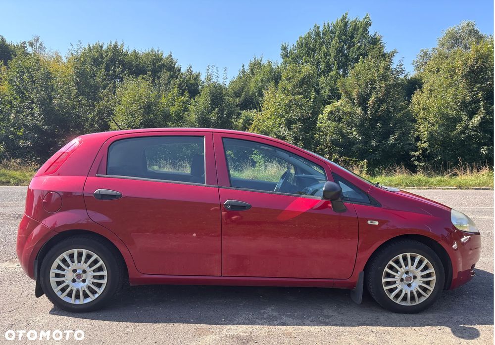 Fiat Grande Punto - 9