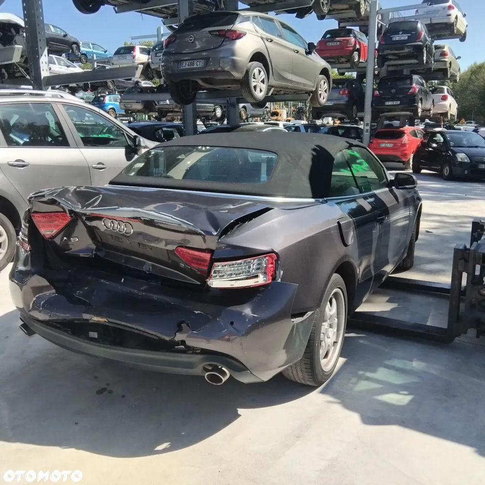 Audi A5 Cabrio - 36