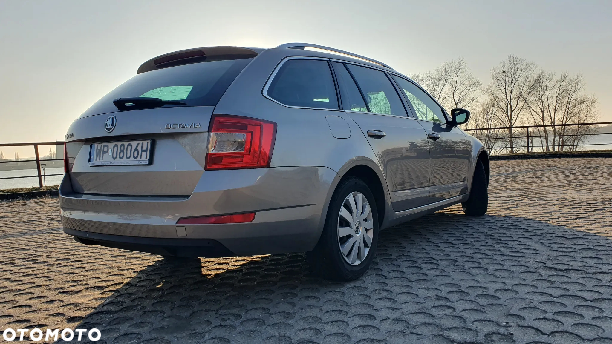 Skoda Octavia 1.4 TSI Ambition - 3