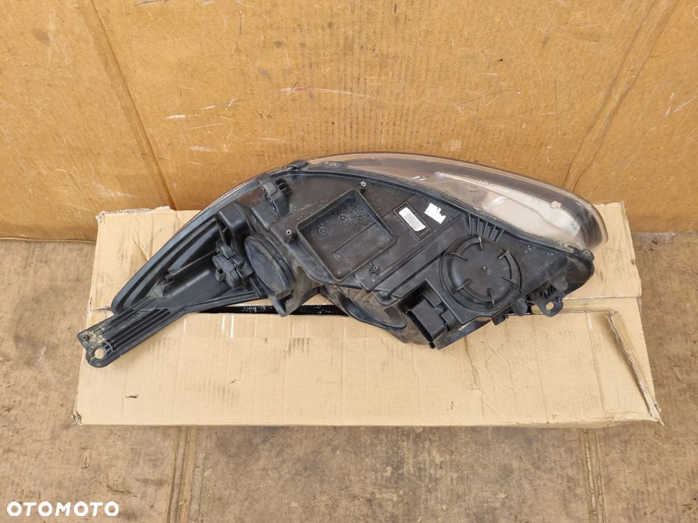 FORD FOCUS MK3 LAMPA PRAWA PRZÓD - 5