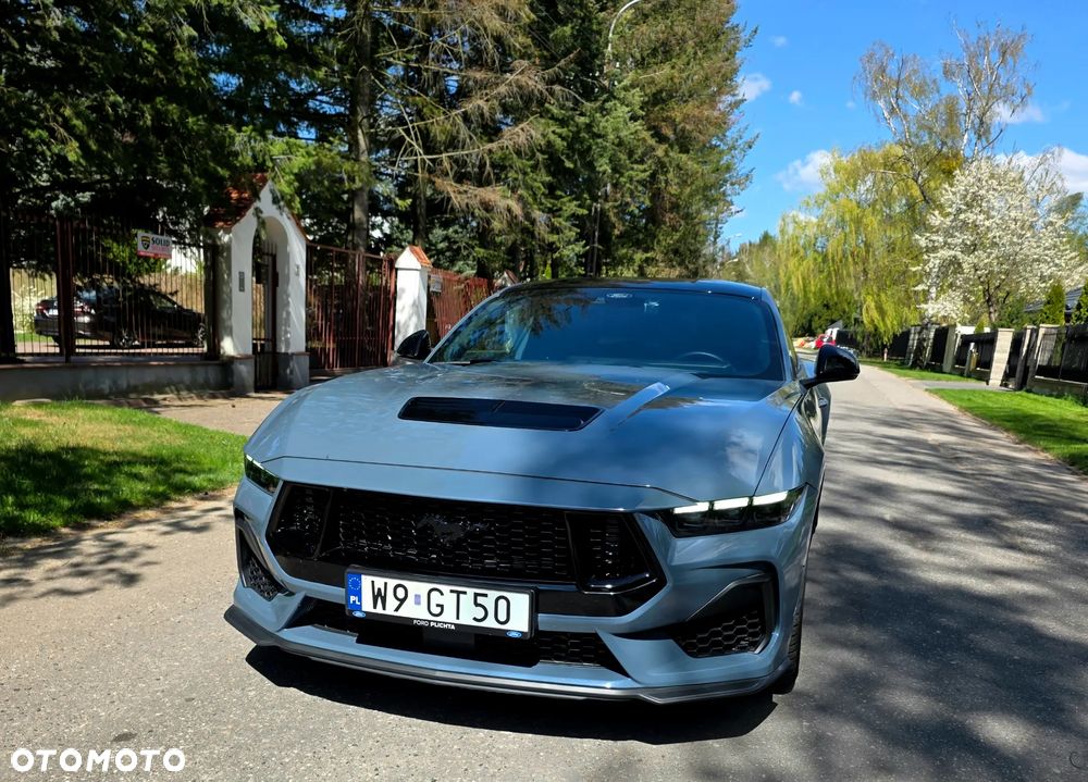Ford Mustang - 6