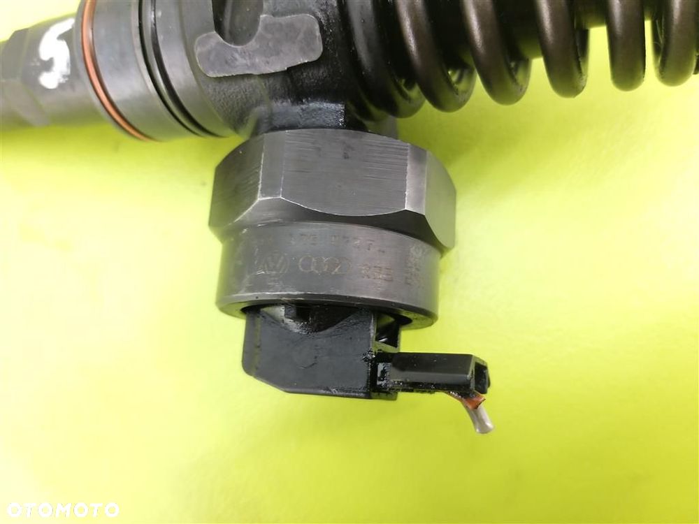 Pompowtryskiwacz wtryskiwacz Audi A4 B5 PASSAT 1.9 038130073F 0414720007 - 3