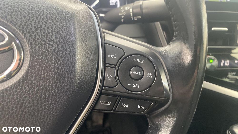 Toyota Camry 2.5 Hybrid Prestige CVT - 21