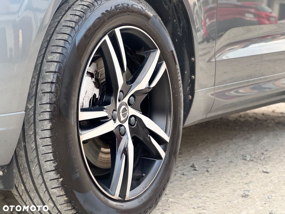 Volvo XC 60 D3 R-Design - 8