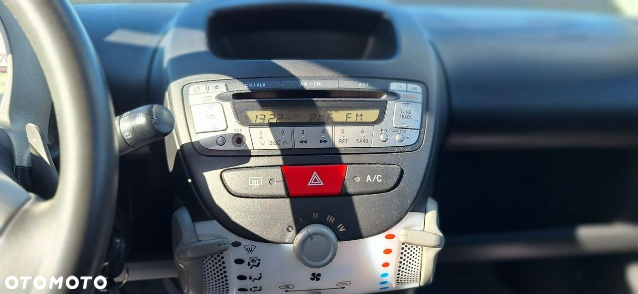 Peugeot 107 - 16