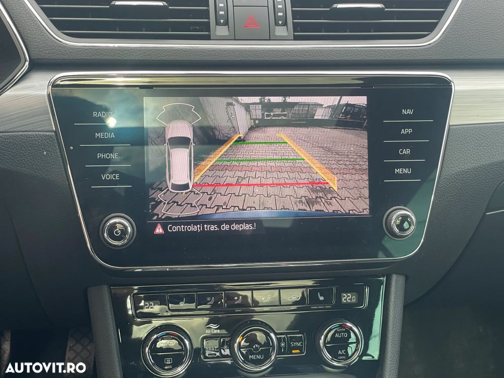 Skoda Superb 2.0 TDI DSG Style - 19