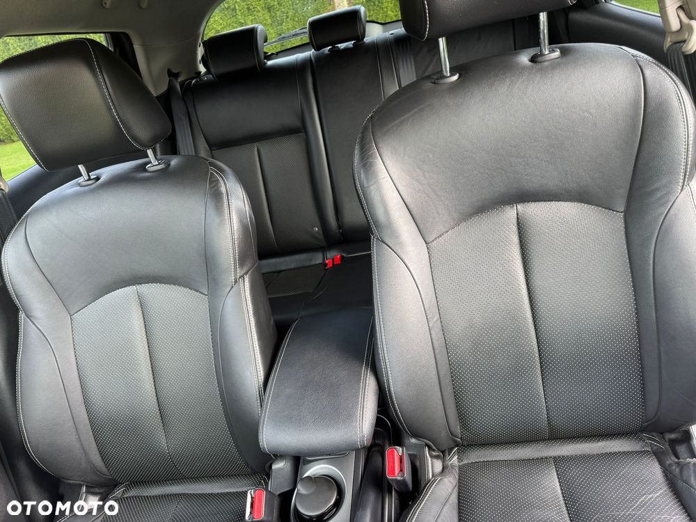 Nissan Juke 1.6 DIG-T ALL-MODE 4x4i Xtronic Tekna - 24