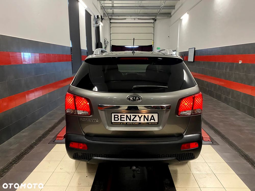 Kia Sorento 2.4 CVVT Attract - 9