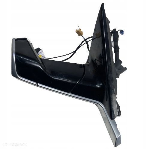 AUDI E-TRON LUSTERKO PRAWE PRZÓD - 2