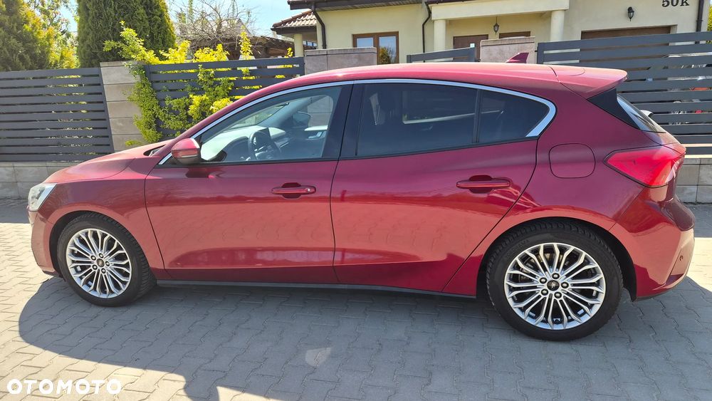 Ford Focus 1.5 EcoBoost Titanium Business - 4