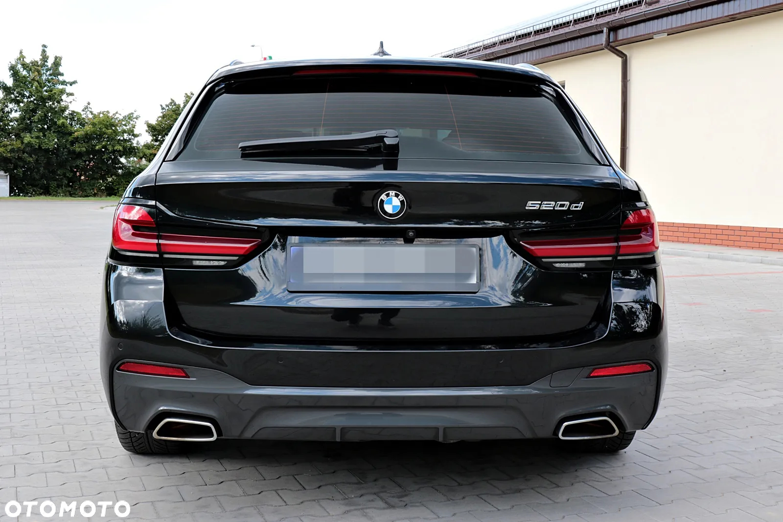 BMW Seria 5 520d Touring M Sport Edition - 13
