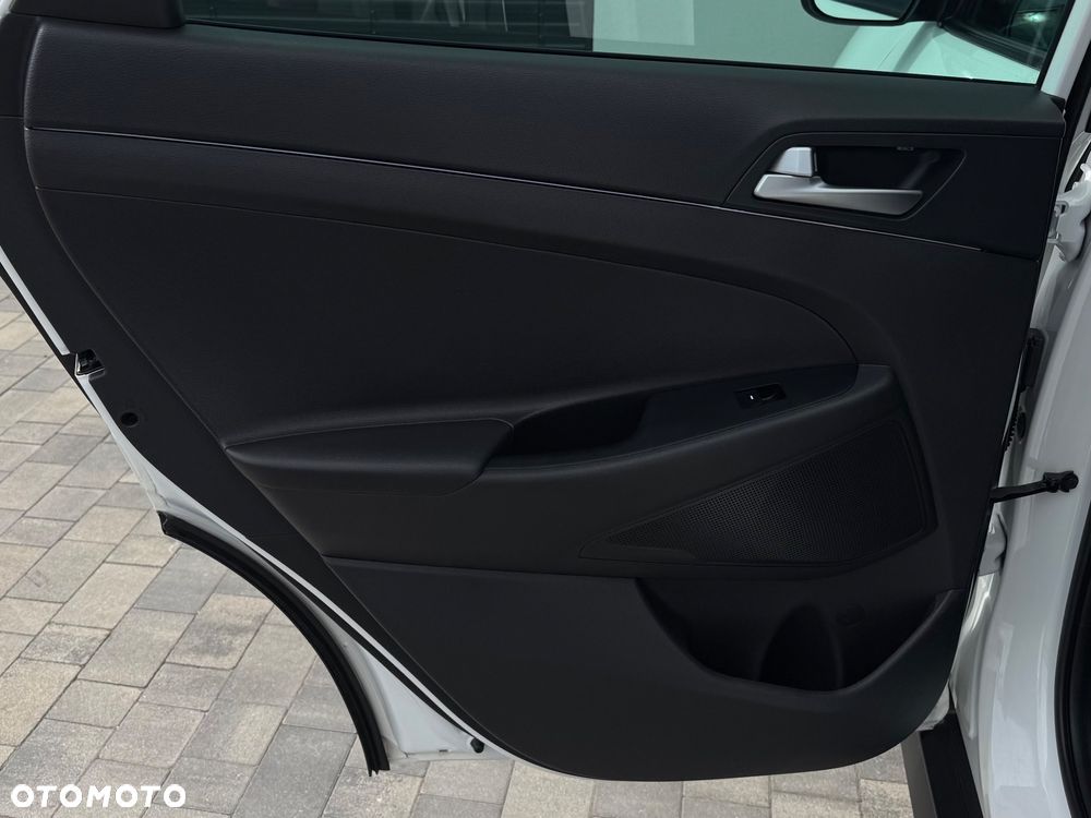Hyundai Tucson 1.7 CRDI BlueDrive Comfort 2WD DCT - 35