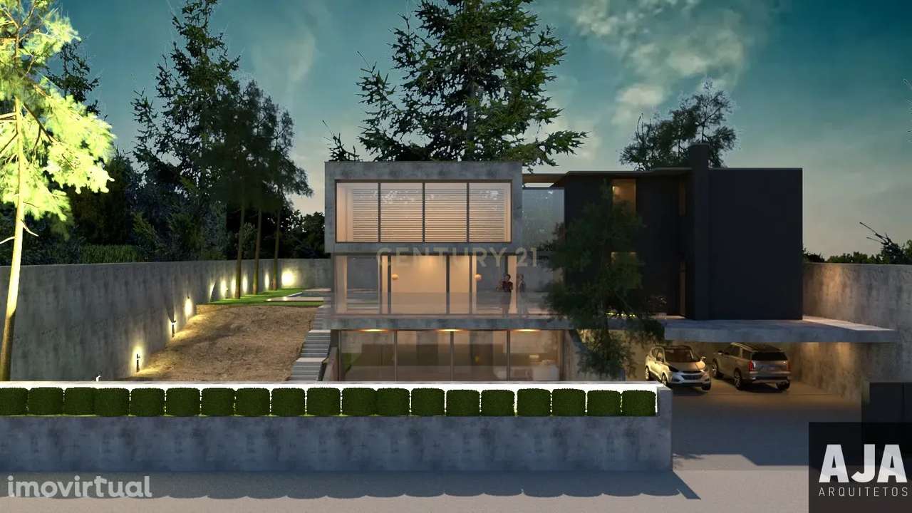 Fantástico Terreno - junto ao CONTINENTE, Bragança - Grande imagem: 4/19