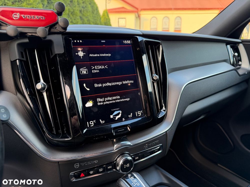 Volvo XC 60 D4 AWD Geartronic RDesign - 38