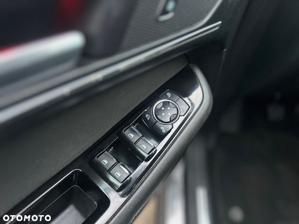 Ford S-Max 2.0 TDCi Titanium - 16