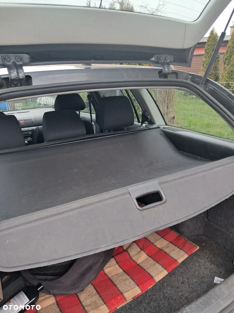 Skoda Octavia 1.6 Tour - 6