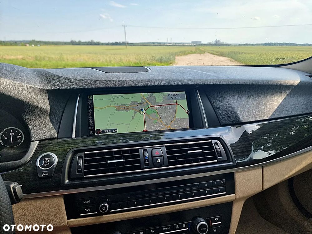 BMW Seria 5 520d Luxury Line sport - 27