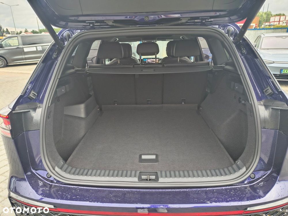 Volkswagen Tayron 2.0 TSI 4Mot R-Line Plus DSG - 8