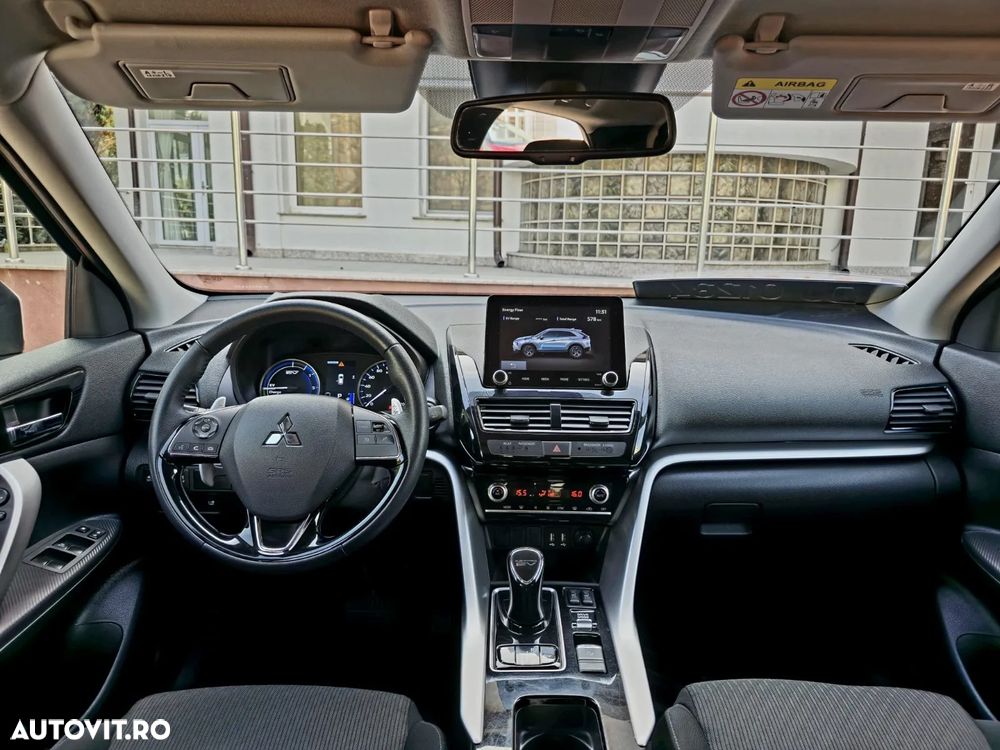 Mitsubishi Eclipse-Cross - 2