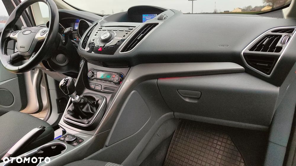 Ford Grand C-MAX 2.0 TDCi Titanium - 33