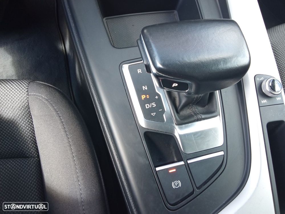 Audi A4 Avant 35 TDI Advanced S tronic - 16