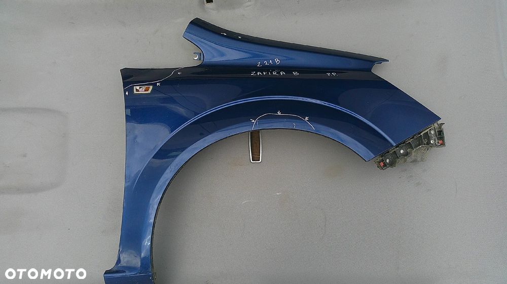 OPEL ZAFIRA B BŁOTNIK PRAWY Z21B - 10