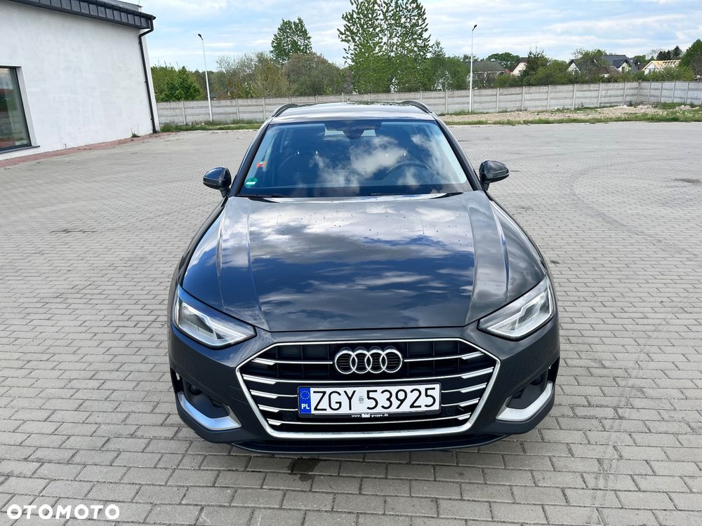 Audi A4 Avant 40 TDI S tronic - 1
