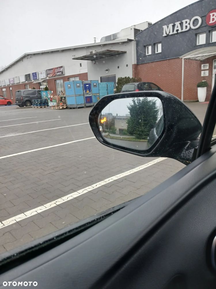 Toyota Prius 1.8 Hybrid Prestige - 29