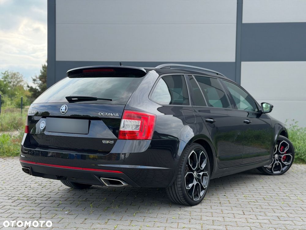 Skoda Octavia 2.0 TDI DSG RS - 11