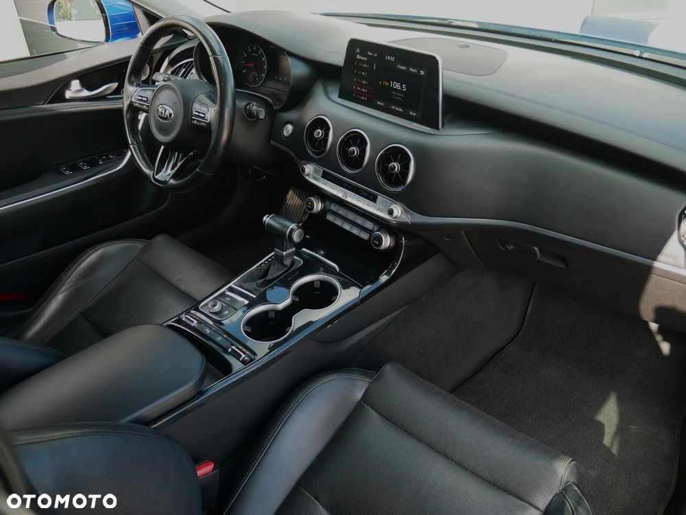 Kia Stinger 2.0 T-GDI GT Line - 24