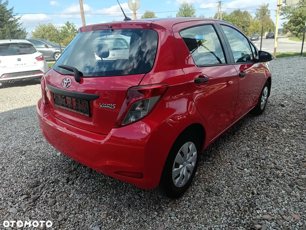 Toyota Yaris 1.0 Premium - 3