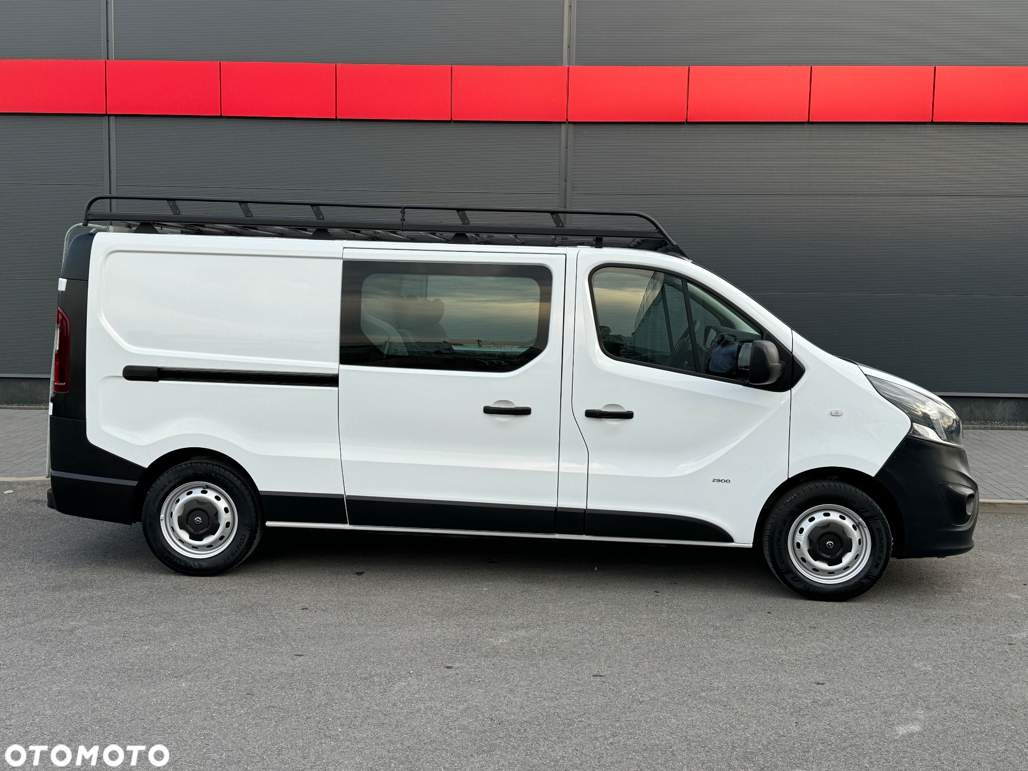 Opel Vivaro Long - 10