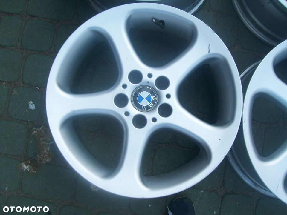 Felgi aluminiowe BMW 18 5x120 x3 X5 IS48 seri 3 - 7