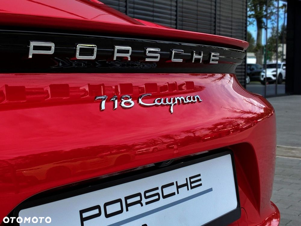 Porsche 718 Cayman - 13