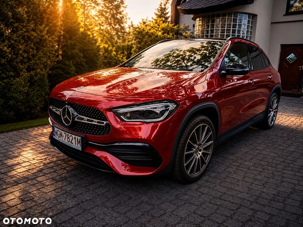 Mercedes-Benz GLA - 1