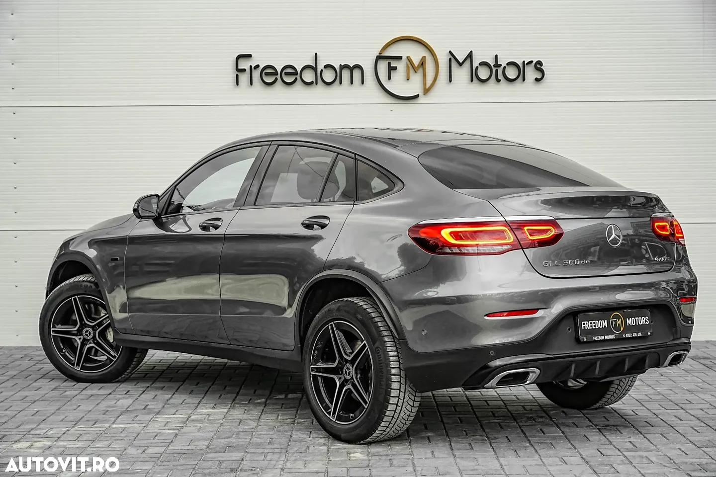 Mercedes-Benz GLC Coupe 300 de 4Matic 9G-TRONIC AMG Line Plus - 4