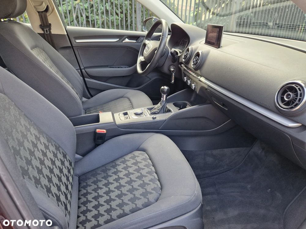 Audi A3 Sportback - 31