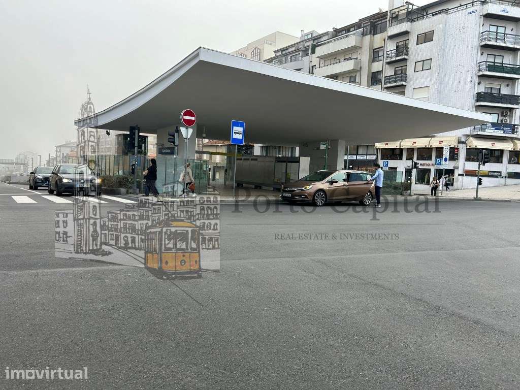 EXCELENTE ESPAÇO COMERCIAL COM 25M2 À BEIRA DA LINHA DO METRO, PERT... - Grande imagem: 4/27