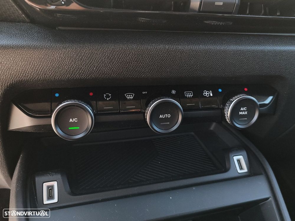 Citroën C4 1.2 PureTech Feel Pack - 23