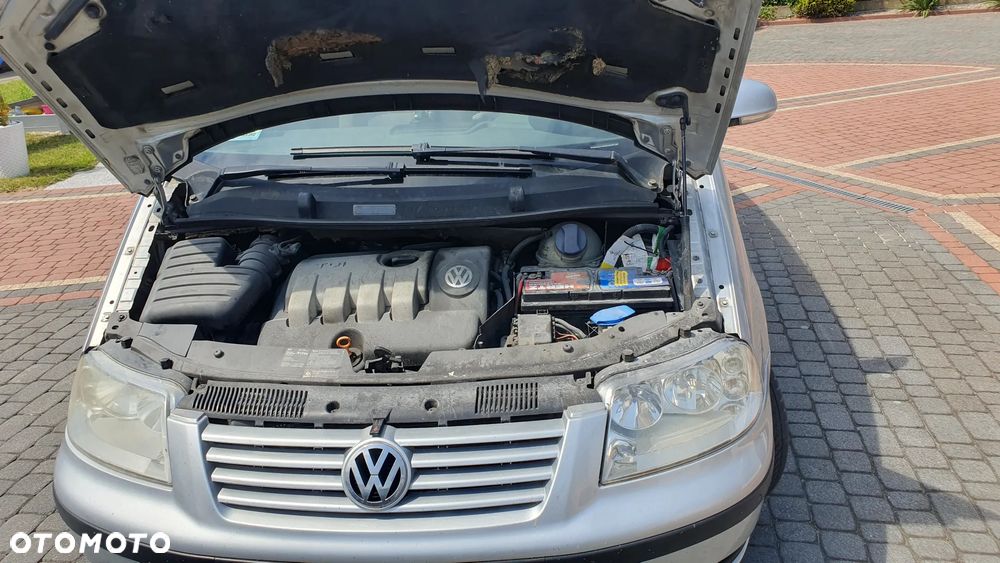 Volkswagen Sharan 1.9 TDI Comfortline - 9