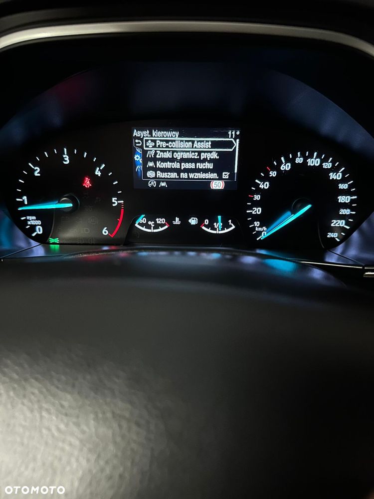 Ford Focus 1.5 EcoBlue STart-Stopp-System TITANIUM - 25