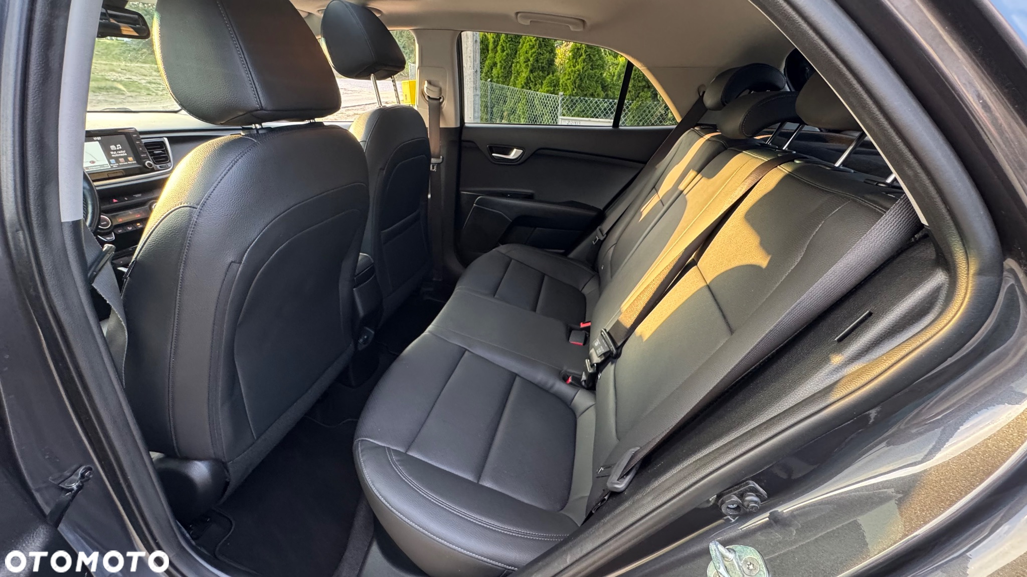 Kia Rio 1.0 T-GDI L Business Line DCT - 24