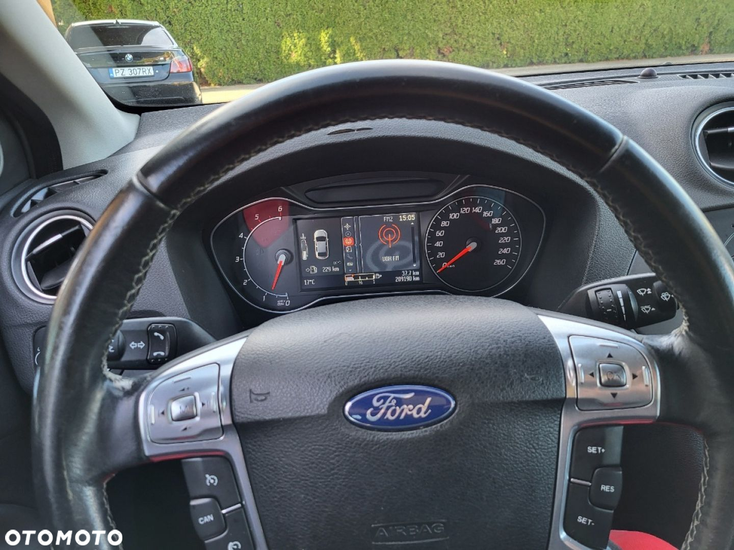 Ford Mondeo - 30