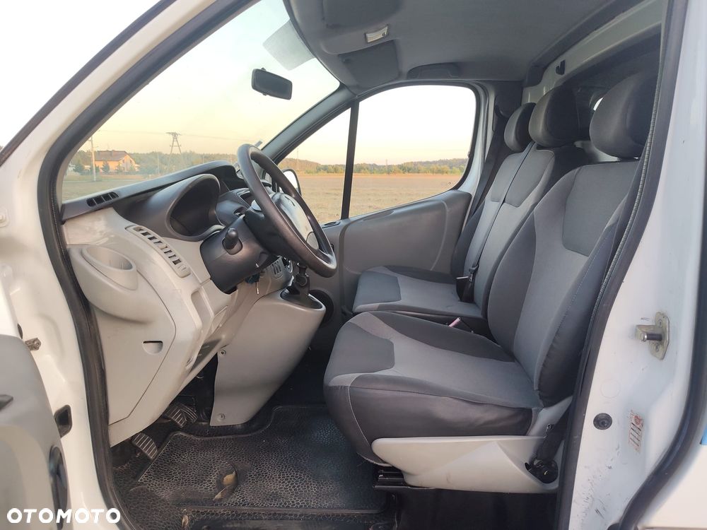 Renault Trafic - 8