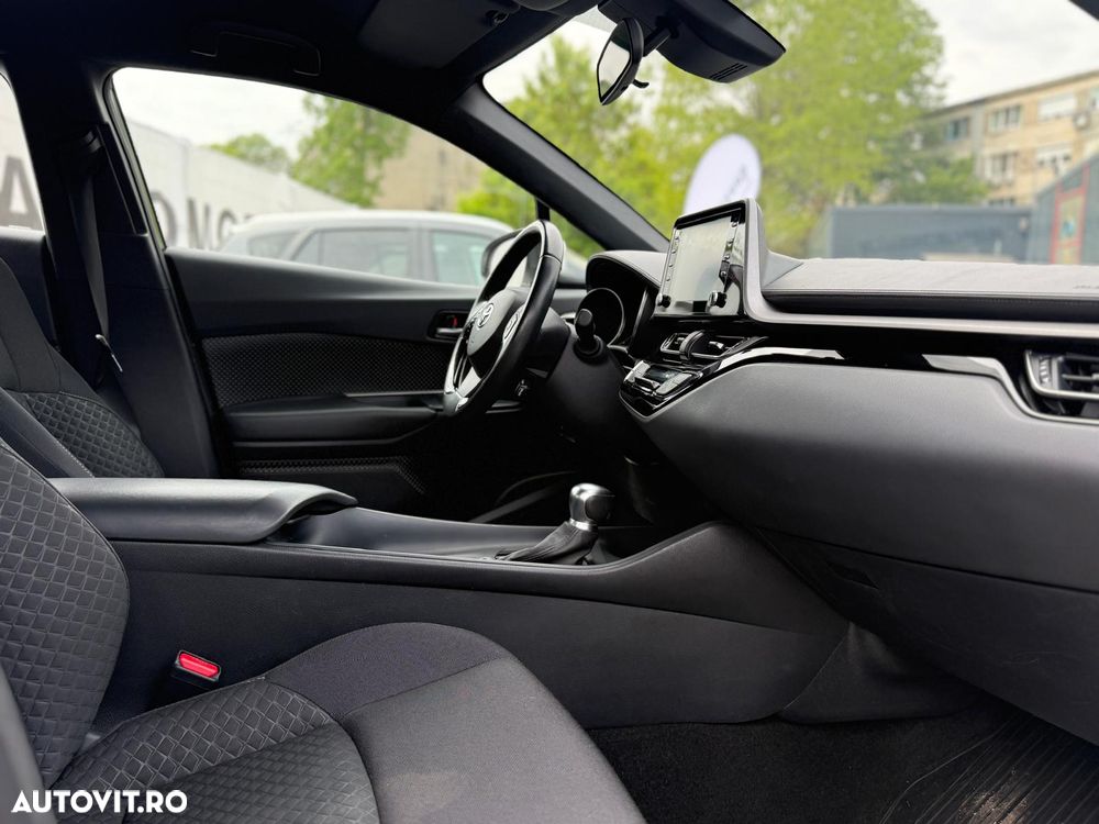 Toyota C-HR - 18