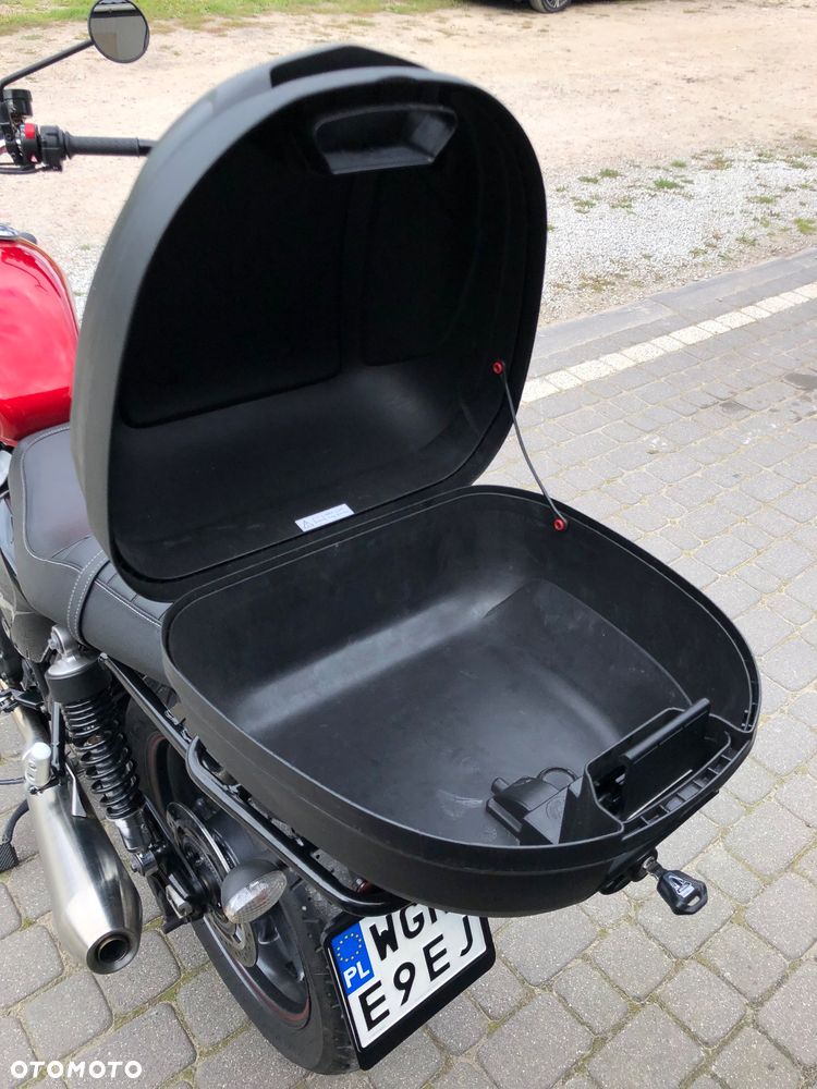 Triumph Street Twin - 29