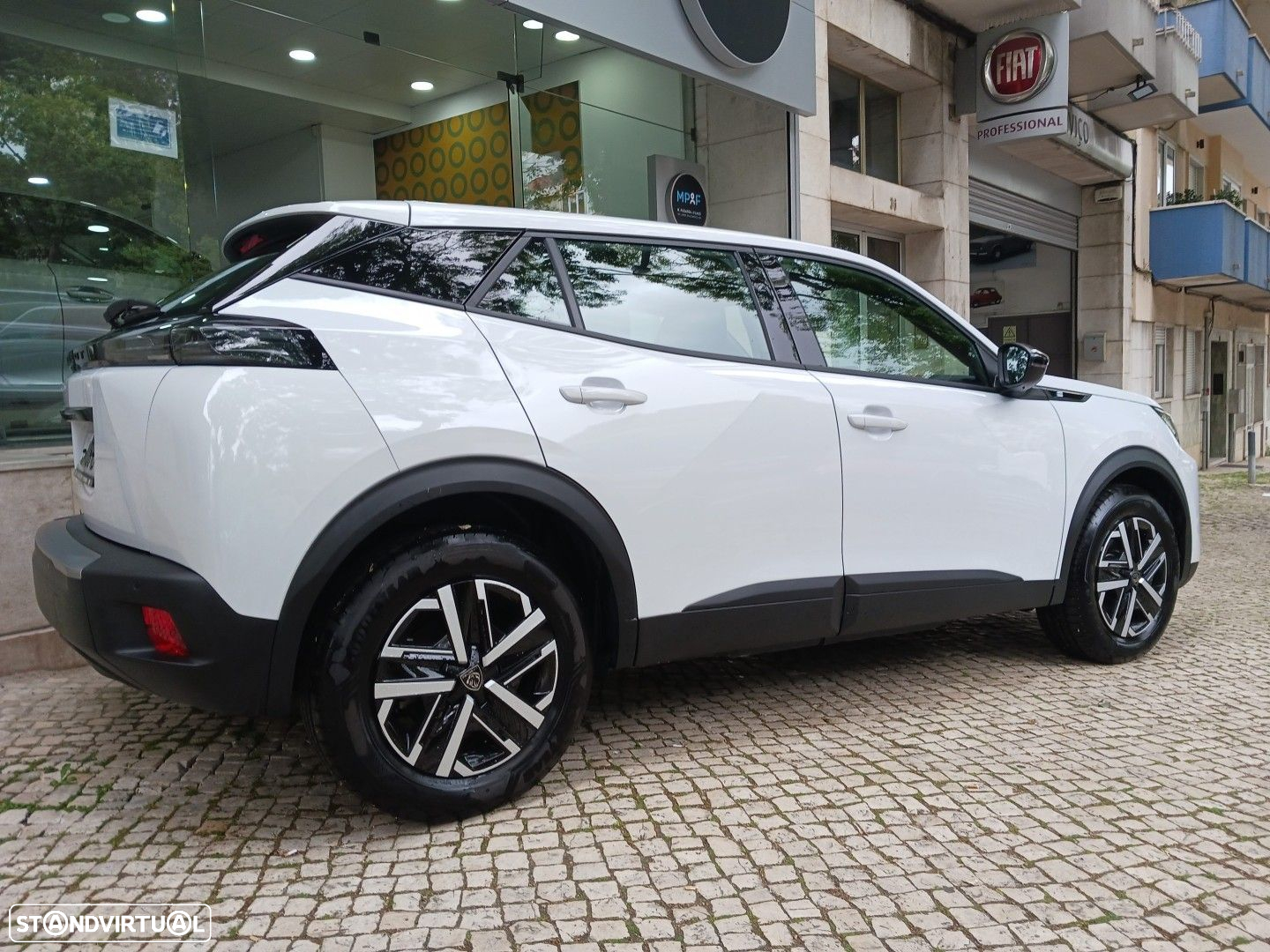 Peugeot e-2008 54 kWh Active - 7