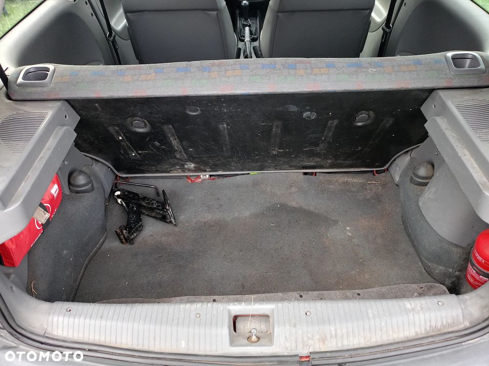Opel Corsa 1.0 12V Base / Start - 5