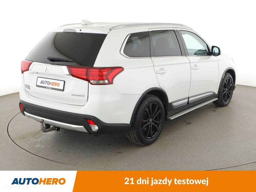 Mitsubishi Outlander - 6