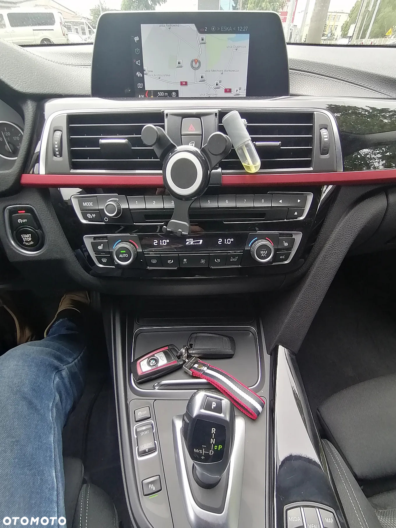 BMW Seria 3 320i Advantage sport - 32